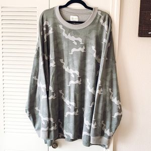 American Eagle Camo Summer Fleece Sweatshirt